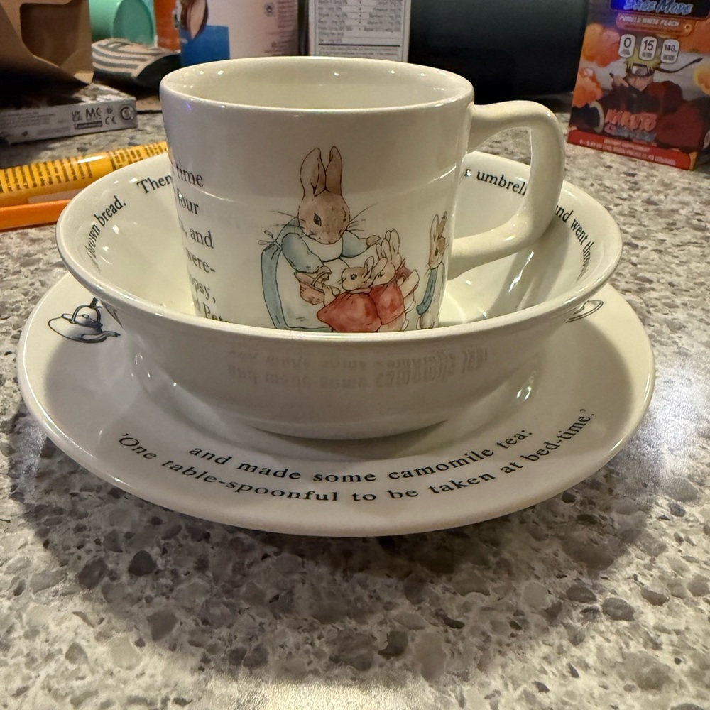 Peter Rabbit Mug and Bowl Set - White